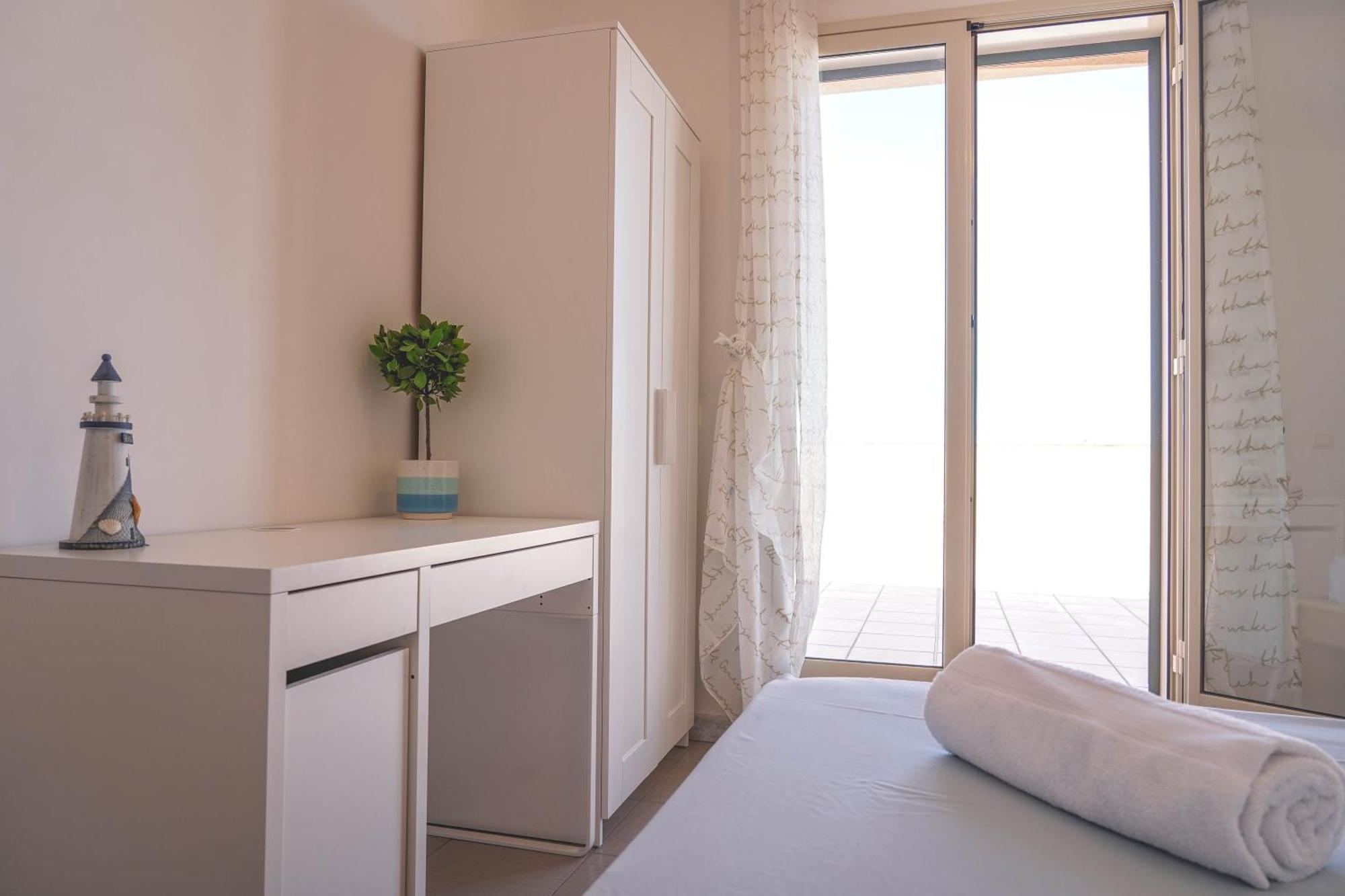 Appartement Attico Terrazza Cielomare Seaview à Pozzallo Extérieur photo